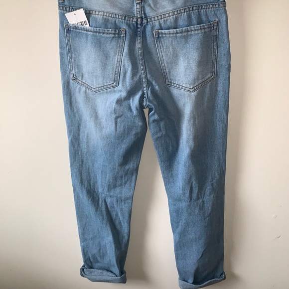 Ripped Boyfriend jeans (Forever 21) - Picture 5 of 7